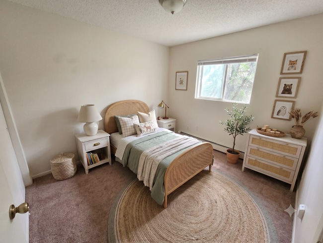 Photo - 4740 Scenic Cir Unit 01