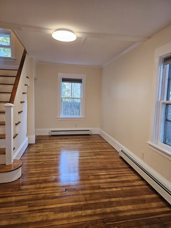 Building Photo - 146 Pidge Ave Rental