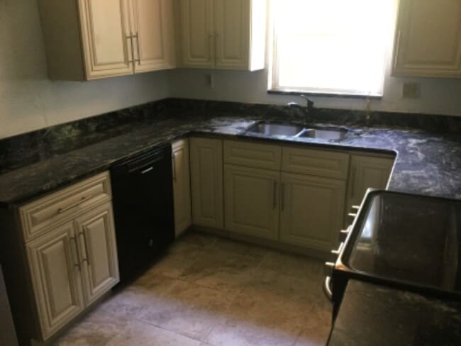 Photo - 10924 124th Ave N