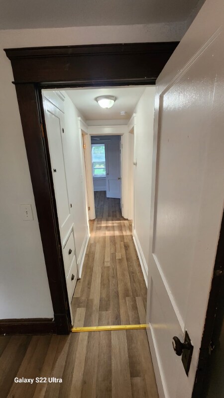16108 Parkgrove Ave Unit Upstairs
