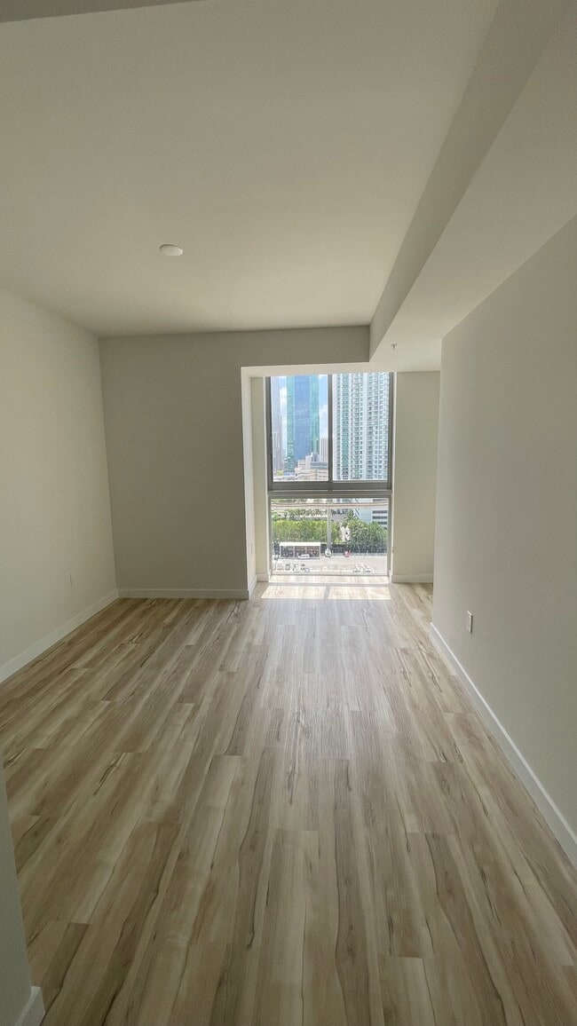 Photo - 569 SW 5th St Unit A4