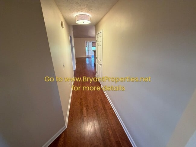 Photo - 395 Devon Chase Hill Unidad 703