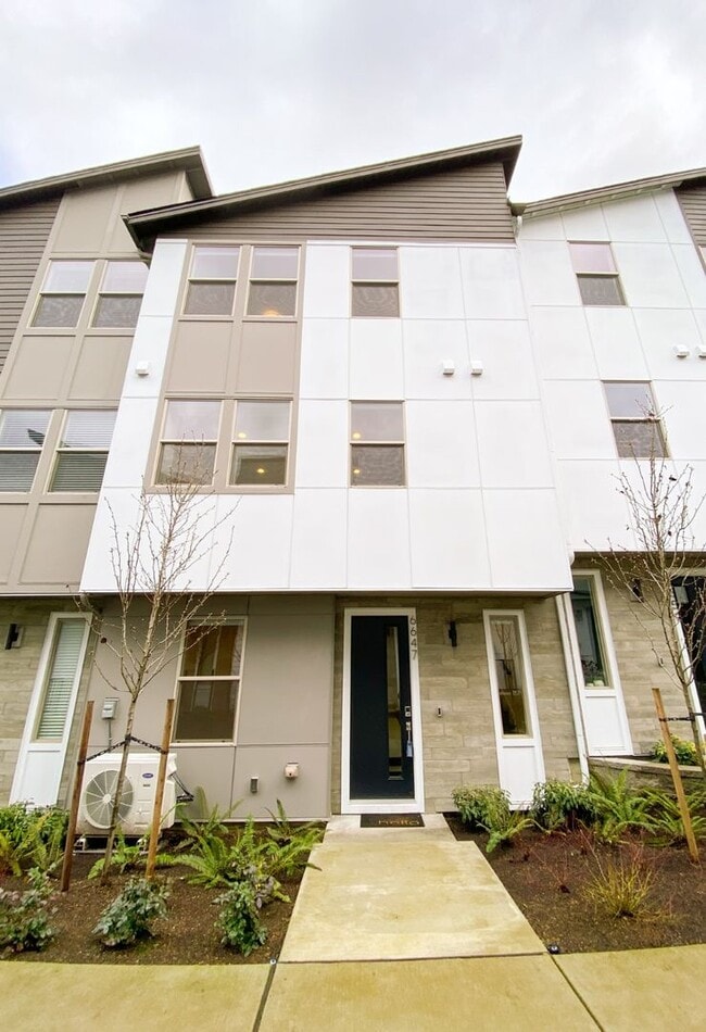 4bd/3ba Newcastle House - 4bd/3ba Newcastle House