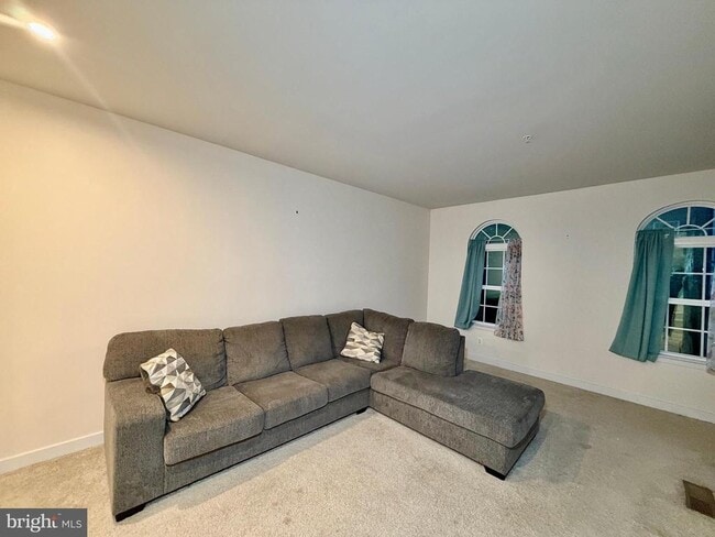 Photo - 4812 Crest View Dr