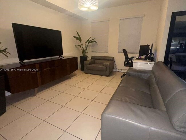 Photo - 11605 NW 89th St Unidad 209