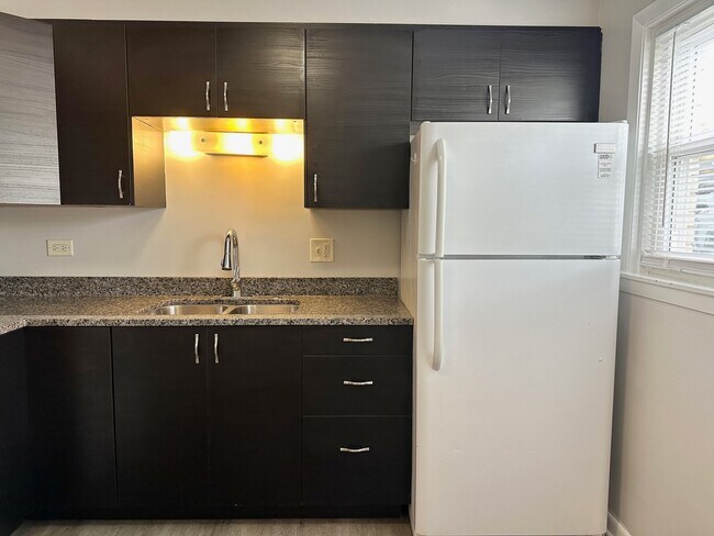 Photo - 9709 W Lorraine Dr Unit 4