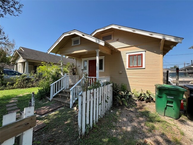 Building Photo - 1109 Walton St