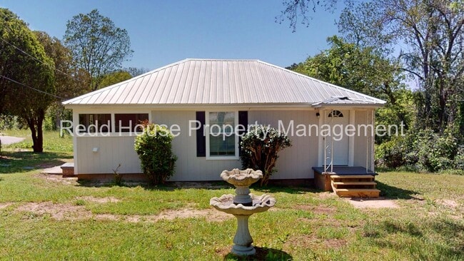 Building Photo - 103 Watkins St