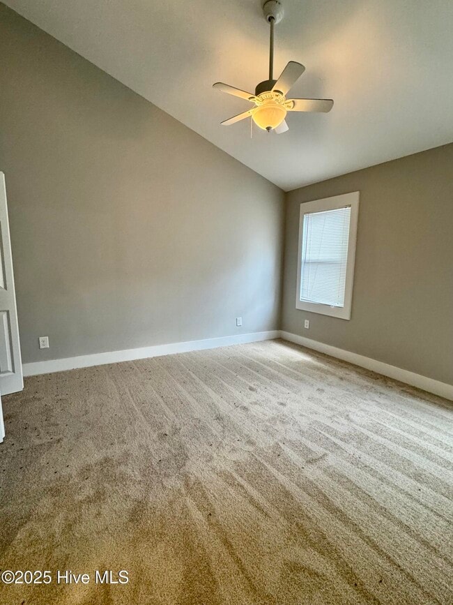 Photo - 411 W 3rd St