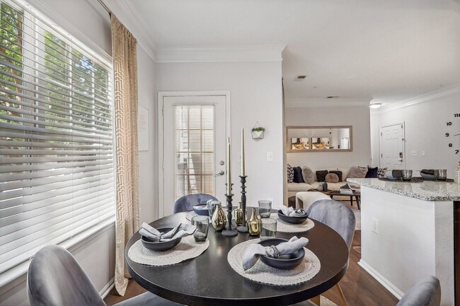 Photo - Lincoln at Fair Oaks