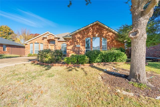 Photo - 15722 Wrangler Dr