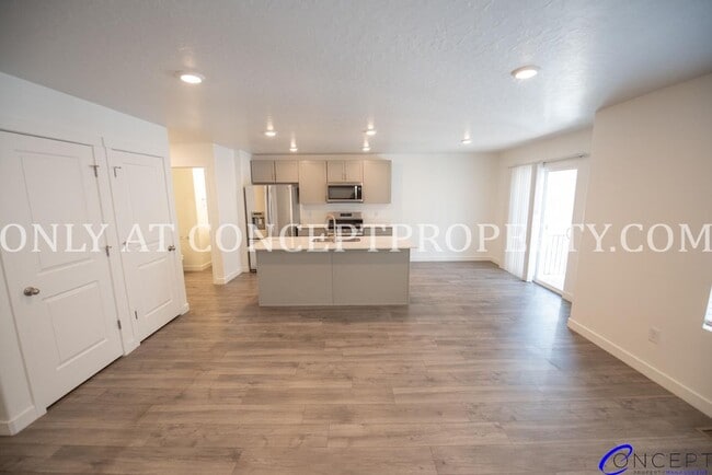 Photo - Brand-New Beautiful Spacious Modern Townhome in Lehi with Luxury Finishes & Prime Amenities