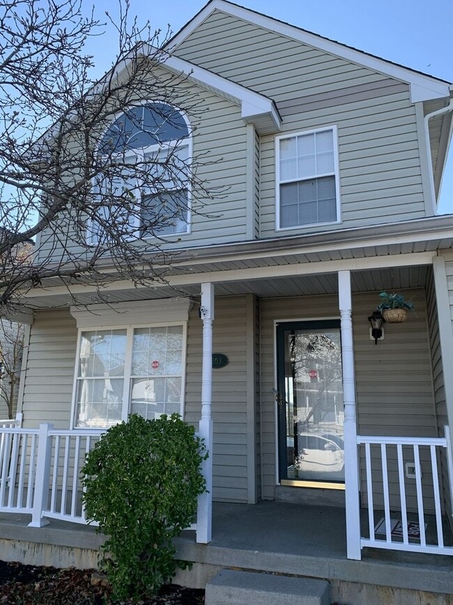 Photo - 203 Academy Ln