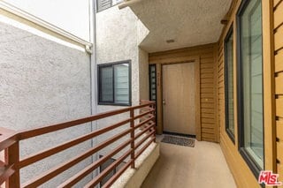 Photo - 400 N Louise St
