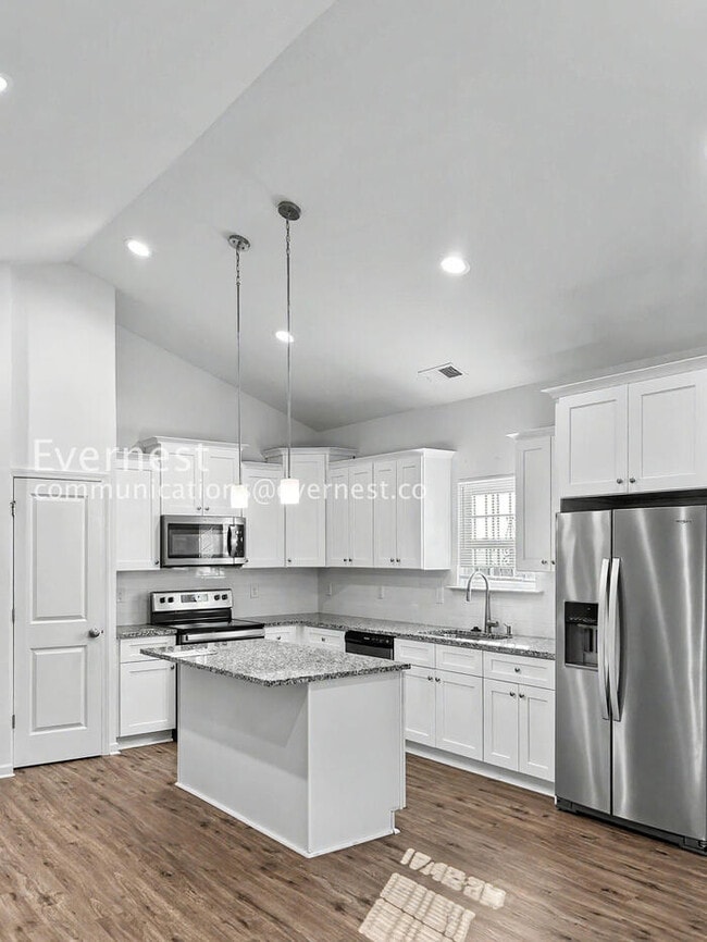 Photo - 10828 Mt Holly Rd