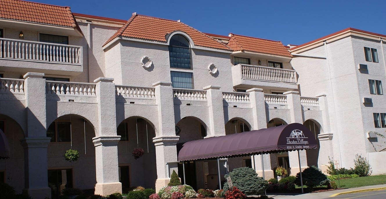 Photo - Holiday Garden Village Apartments