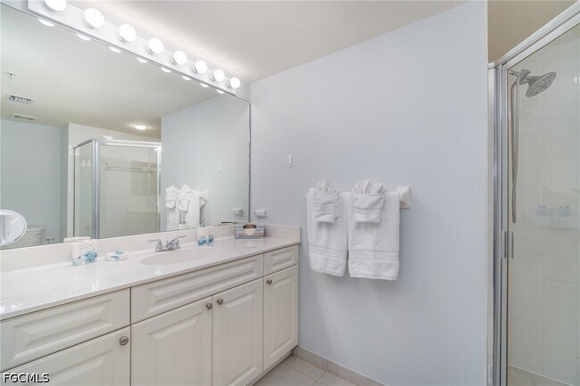 Photo - 1781 Four Mile Cove Pkwy Unidad 133