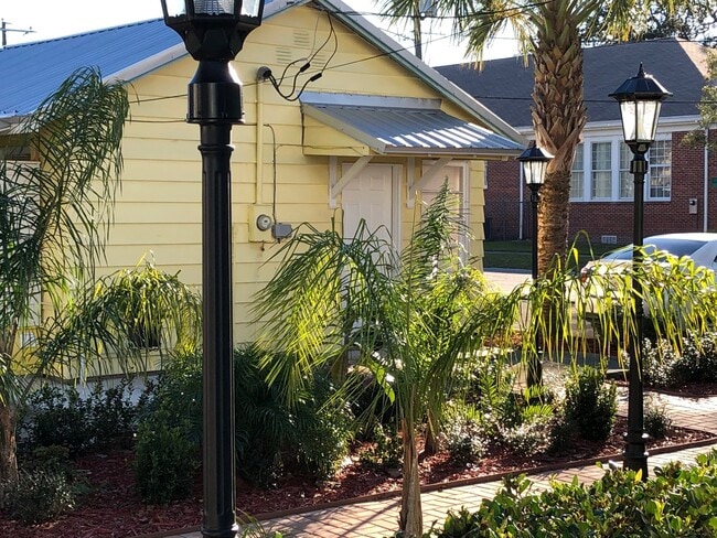 Photo - 714 Spring St