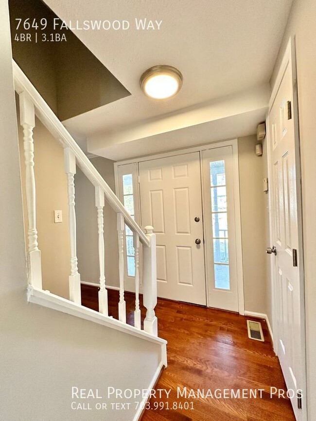 Photo - 7649 Fallswood Way
