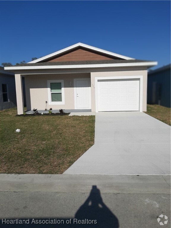 Building Photo - 1508 Las Villas Blvd Rental