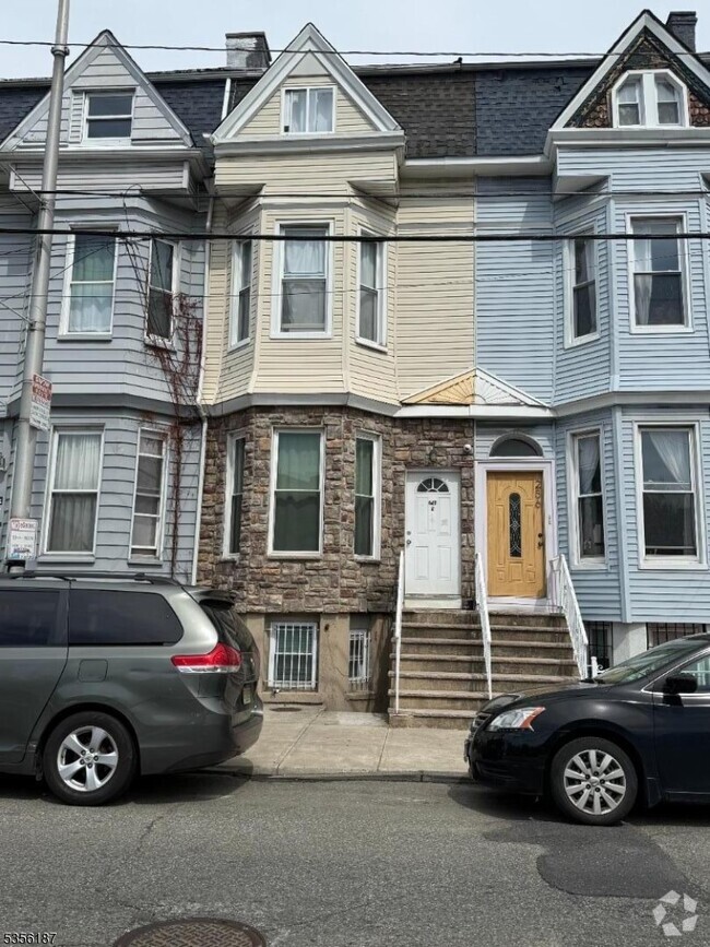 Building Photo - 256 Fairmount Ave Rental
