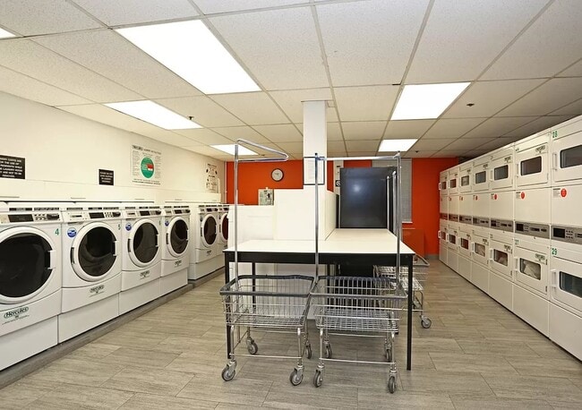 Photo - 425 W 53rd St Unit 416