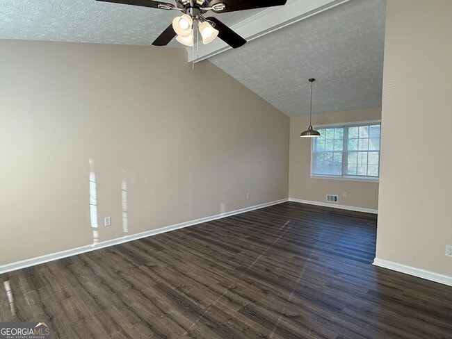 Photo - 10111 Settlers Grove Rd NE