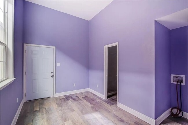 Photo - Eddie MLK Unit 2822