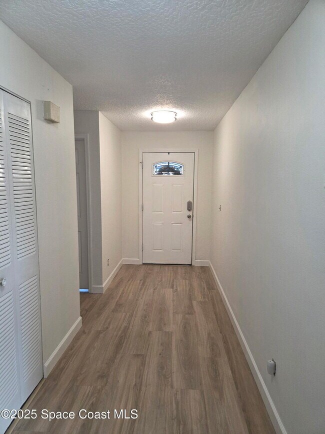 Building Photo - 1657 Bruman Terrace Rental