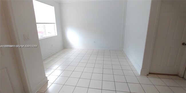 Photo - 1528 SE 24th Ct Unit 209
