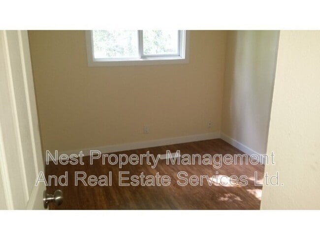 Photo - 2647 Oak St