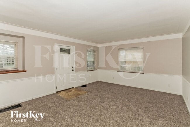 Photo - 1017 W North Bend Rd