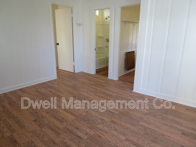 Photo - 4535 Upland St