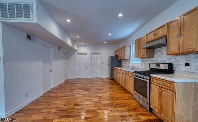 Photo - 131 Sylvan Ave