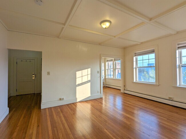 Photo - 32 College Ave Unidad 40