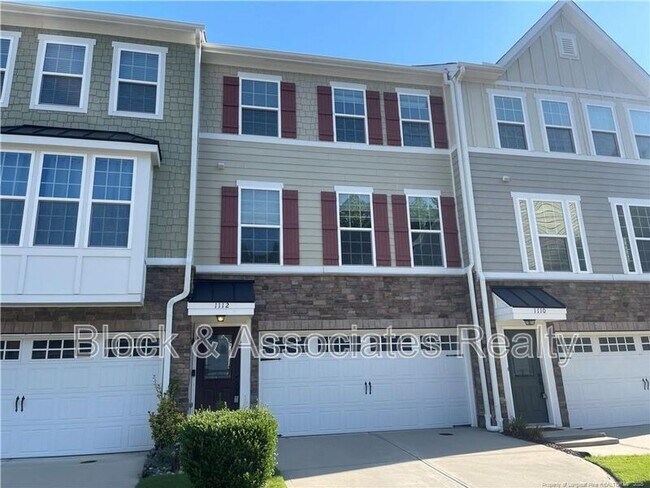 Photo - 1112 Boxcar Way