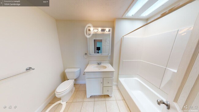 Photo - 1054 Cambridge St