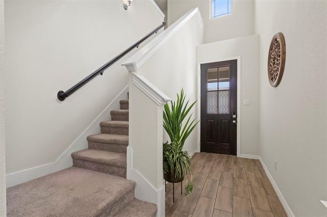 Photo - 620 Ruthye Ln