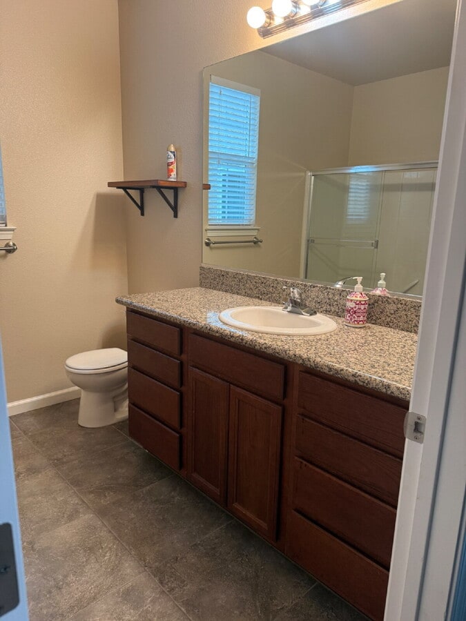 Photo - 669 Mission De Oro Dr