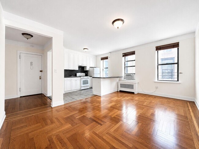 Photo - 105 Pinehurst Ave Unit 63
