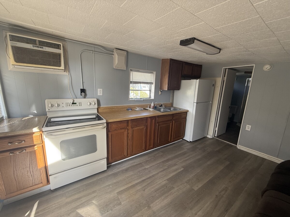 Photo - 33424 Shady Acres Rd