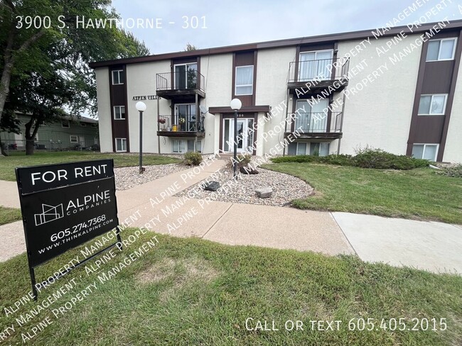 Building Photo - 3900 S. Hawthorne-301 Unit 301