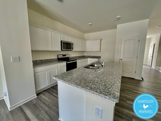 Photo - 329 Spaight Acrs Wy