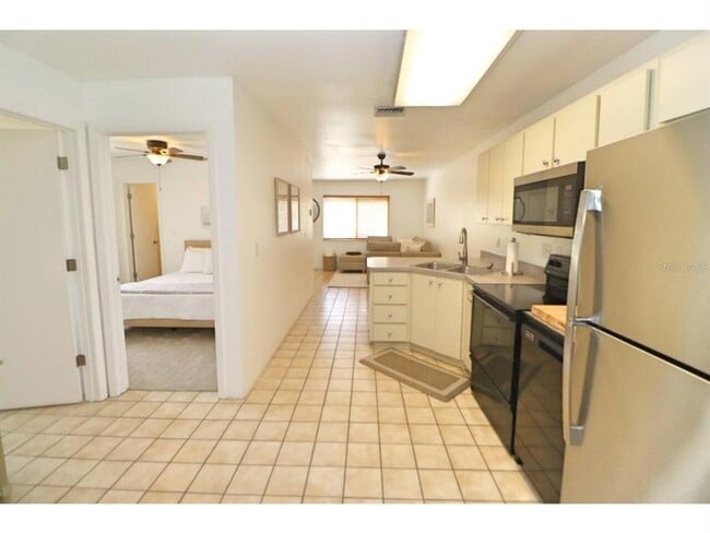 Photo - 906 11th Ave