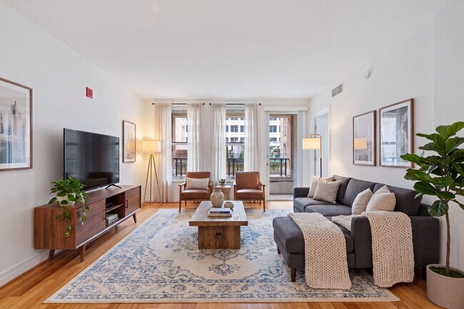 Photo - 915 E St NW Unit 505