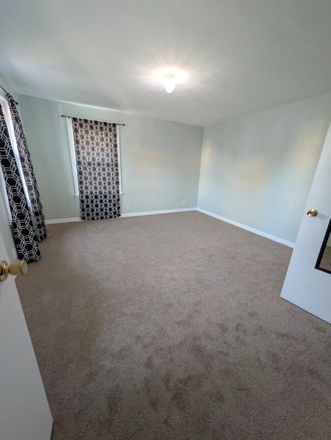 Photo - 2211 Morris Ave Unidad 1