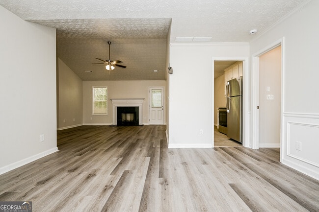 Photo - 80 E Lawn Ct