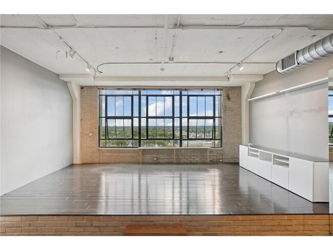 Photo - 2929 Chicago Ave Unit 1002