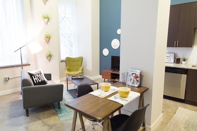 R&T Lofts