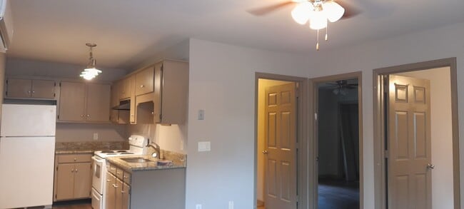 Photo - COMING SOON - 2 Bedroom house located in ...